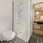 아파트 Hisa Na Soncu / Sun House *