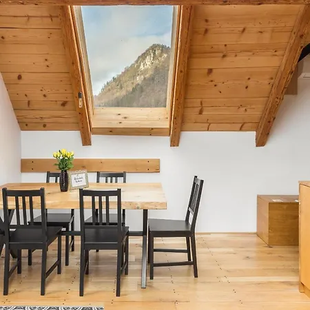 Hisa Na Soncu / Sun House Zgornje Gorje