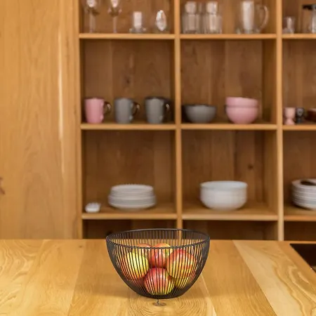 Hisa Na Soncu / Sun House *