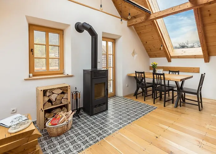 Hisa Na Soncu / Sun House Apartma